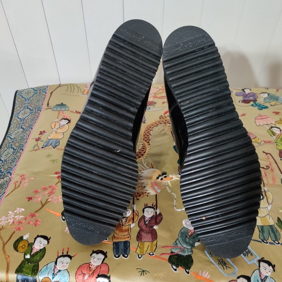 Ferragamo Genuine Patent Leather Sz 6C $225 - Picture 4 of 5